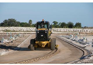 Równiarki Caterpillar 12M3 AWD