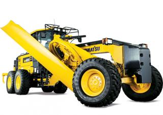 Równiarki Komatsu GD655-7