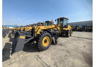 Równiarki XCMG GR215A