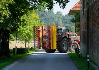 Siewniki Pöttinger Aerosem 5002 FDD 