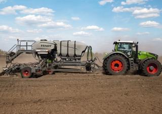Siewniki Fendt Momentum 16