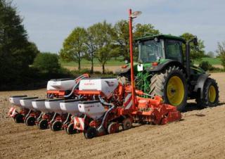Siewniki Kuhn Planter 3 M