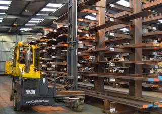 Wózki widłowe wielokierunkowe Spalinowe wielokierunkowe wózki widłowe Combi-Lift C 6000