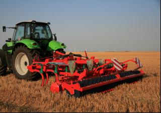 Spulchniacze Kverneland CLC Evo 250