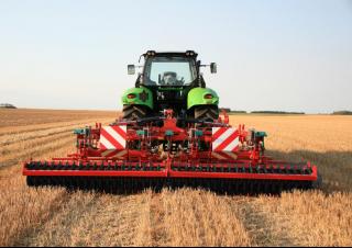 Spulchniacze Kverneland CLC Evo 250