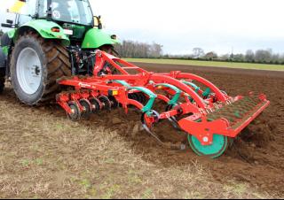 Spulchniacze Kverneland CLC Pro Cut 350