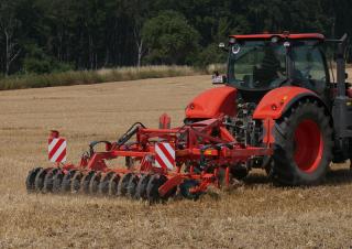 Spulchniacze Kubota CU3301 RS