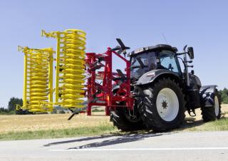 Spulchniacze Pöttinger Synkro 5020 K