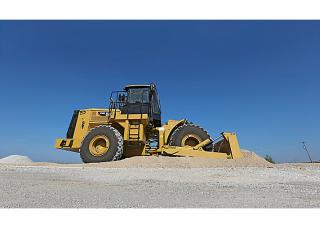 Spycharka kołowa Caterpillar 814K