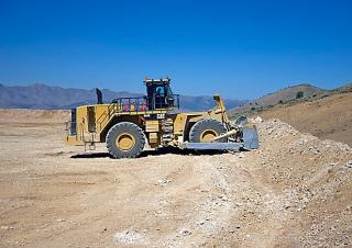 Spycharka kołowa Caterpillar 854K