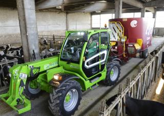 Ładowarki teleskopowe Merlo TF 38.7 CS-120