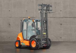 Terenowe wózki widłowe Ausa C 150 H x2
