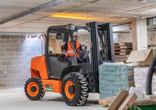 Terenowe wózki widłowe Ausa C 201 H x4