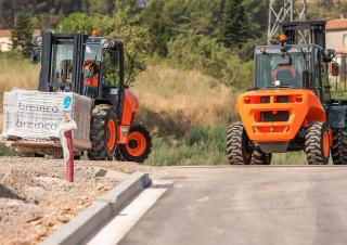 Terenowe wózki widłowe Ausa C 351 H x4