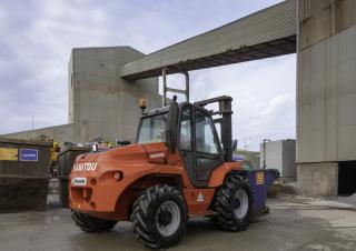 Terenowe wózki widłowe Manitou M 50-4