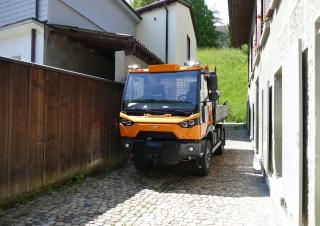 Pojazdy Traktory miejskie z zaczepem przednim Aebi MT 770