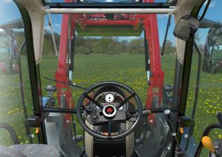 Traktory z napędem 2WD Massey Ferguson MF 4709 M 