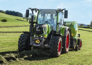 Traktory z napędem 4WD Fendt 310 Vario Power
