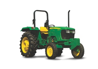 Traktory z napędem 4WD John Deere 5045 PowerPro