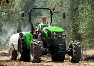 Traktory z napędem 4WD DEUTZ-FAHR 5105 G TB GS 