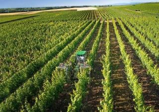 Traktory z napędem 4WD John Deere 5105GV