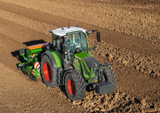 Traktory z napędem 4WD Fendt 516 Vario Power