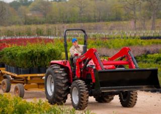 Traktory z napędem 4WD Mahindra 5545