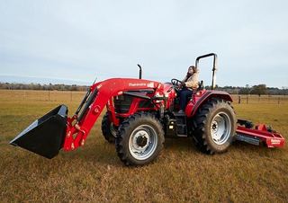 Traktory z napędem 4WD Mahindra 6075