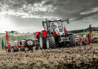 Traktory z napędem 4WD Steyr 6165 Impuls CVT