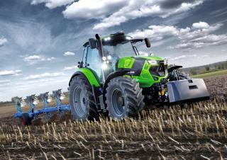 Traktory z napędem 4WD DEUTZ-FAHR 6215 Agrotron TTV