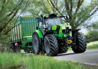 Traktory z napędem 4WD DEUTZ-FAHR 6215 Agrotron TTV