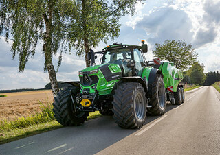 Traktory z napędem 4WD DEUTZ-FAHR 6230 HD Agrotron TTV