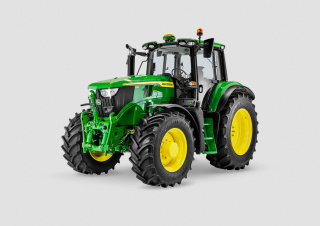 Traktory z napędem 4WD John Deere 6M 155