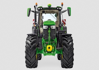 Traktory z napędem 4WD John Deere 6R 215