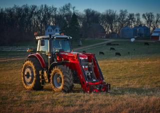 Traktory z napędem 4WD Massey Ferguson 7724