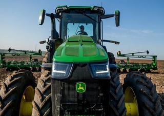 Traktory z napędem 4WD John Deere 8R 280
