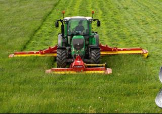 Traktory z napędem 4WD Fendt 927 Vario Power