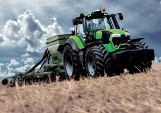 Traktory z napędem 4WD DEUTZ-FAHR 9340 Agrotron TTV