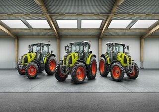 Traktory z napędem 4WD Claas Arion 440 