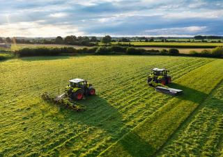 Traktory z napędem 4WD Claas Arion 470 