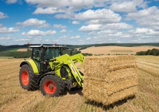Traktory z napędem 4WD Claas Arion 510