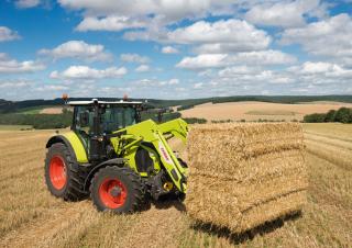Traktory z napędem 4WD Claas Arion 650