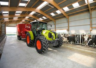 Traktory z napędem 4WD Claas Atos 220 C