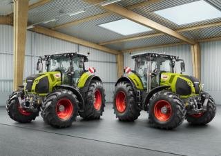 Traktory z napędem 4WD Claas Axion 830 