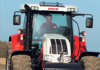 Traktory z napędem 4WD Steyr CVT 6195 Basis