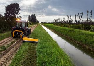 Traktory z napędem 4WD SAME Dorado 90.4