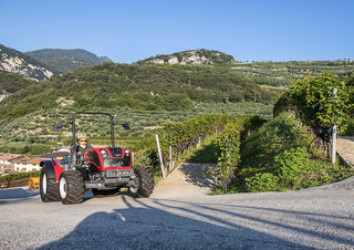 Traktory z napędem 4WD Valtra F105S