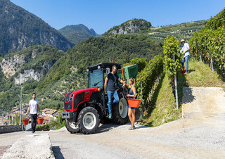 Traktory z napędem 4WD Valtra F105S