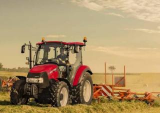 Traktory z napędem 4WD Case IH Farmall 75 C Basis