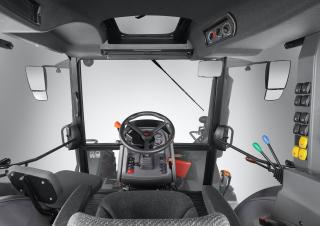 Traktory z napędem 4WD Zetor Forterra CL 110